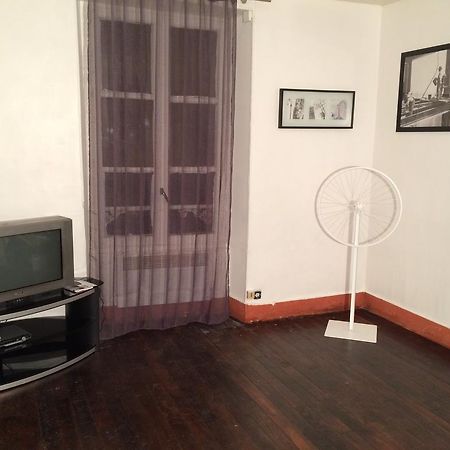 Appartement Chez Tibo Provins Buitenkant foto
