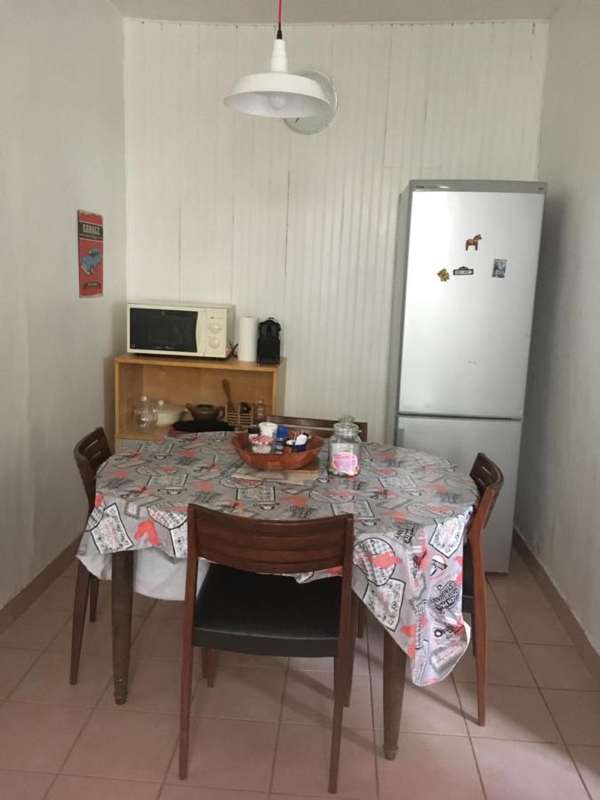 Appartement Chez Tibo Provins Buitenkant foto